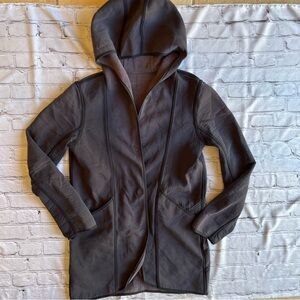Lululemon Long Wrap Sweatshirt Cardigan Black Worn Small Pockets Reversible